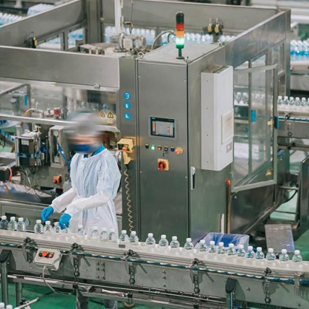 邊緣計(jì)算開啟工業(yè)智能革命：讓工廠數(shù)據(jù)超低延遲，故障預(yù)測(cè)效率大大提升！